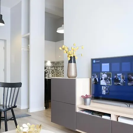 Roommate Traugutta Apartment Warsaw